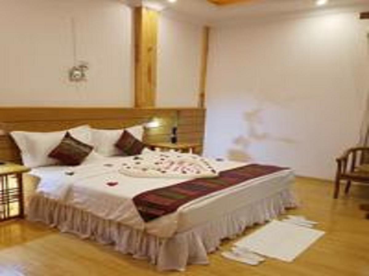 Essence Motel Калау Екстериор снимка