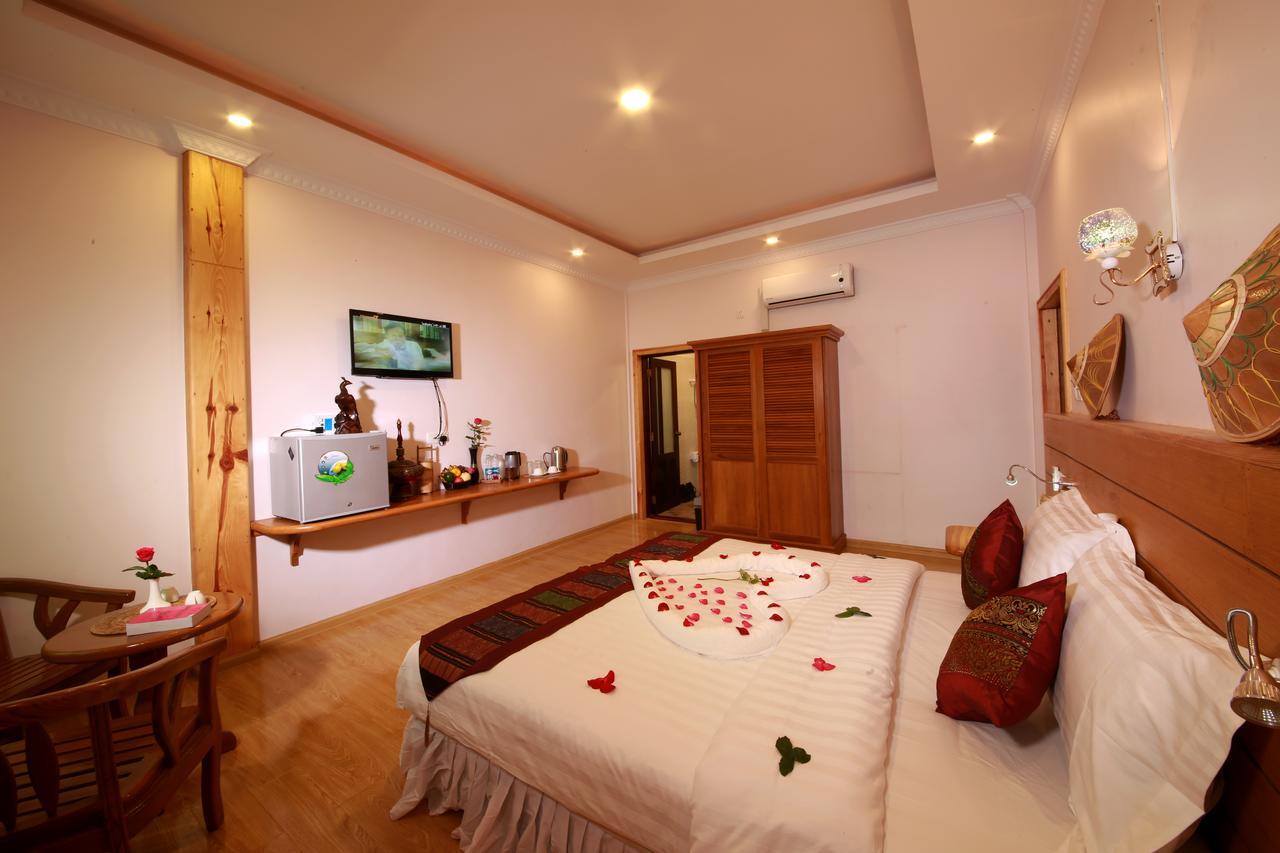 Essence Motel Калау Екстериор снимка