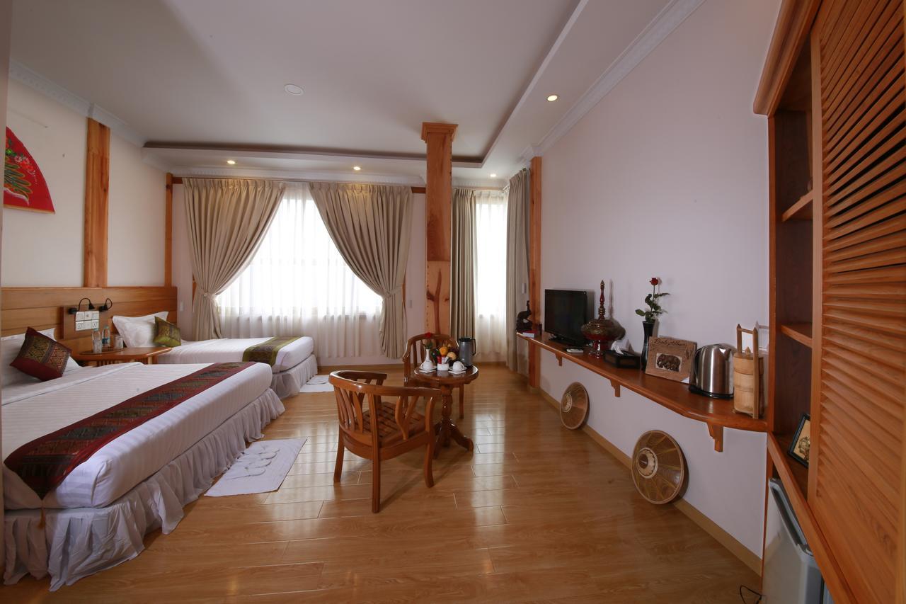 Essence Motel Калау Екстериор снимка