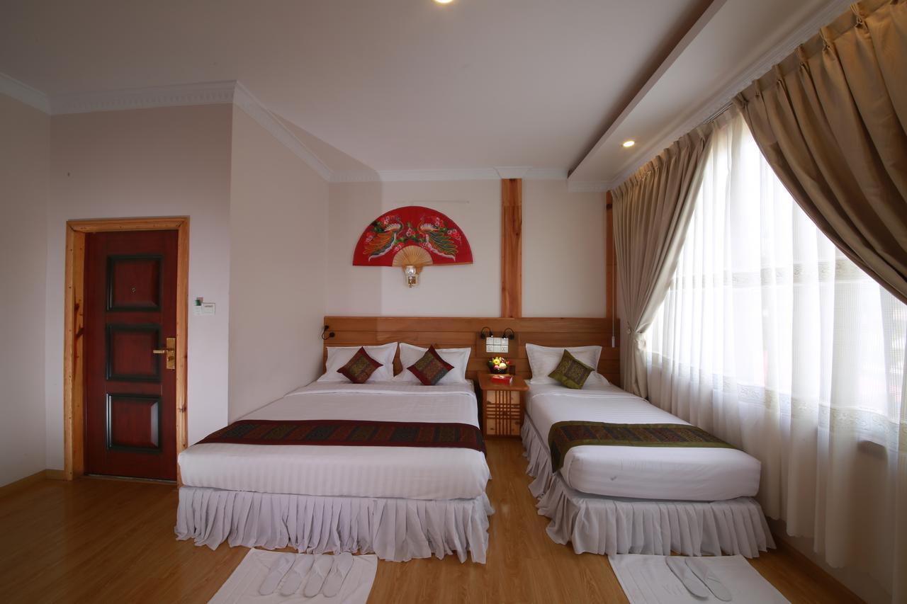 Essence Motel Калау Екстериор снимка